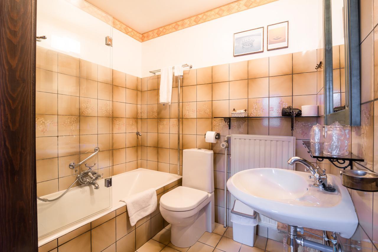 Hotel Troopeird Kortrijk Kültér fotó